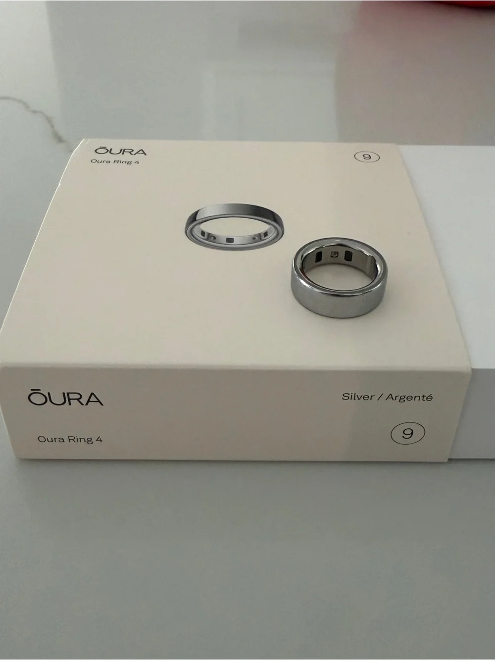 Oura Ring 4 Smart Ring - Silver